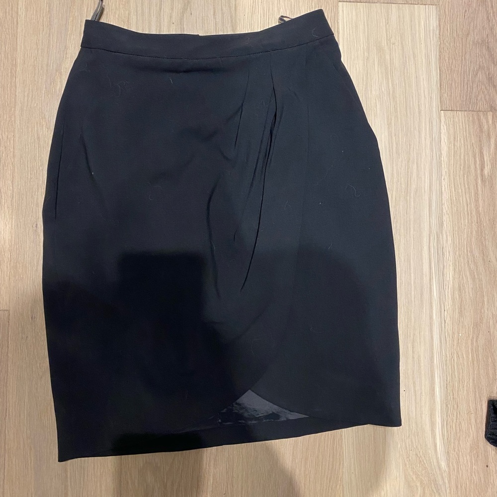 Black Talula Babaton (Aritzia) side pleat dress skirt. Size 0